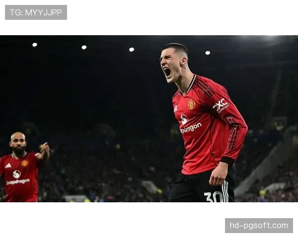 沃尔夫斯堡连追两球逼平门兴，替补奇兵登场改变进攻节奏